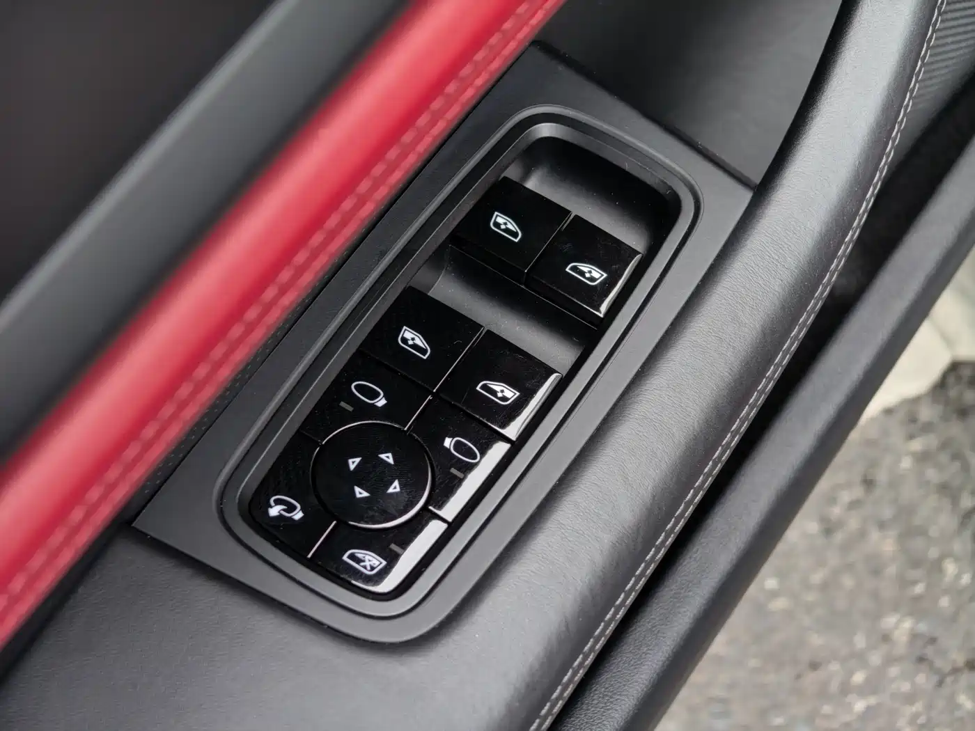 Porsche Taycan 2020 Taycan фото 15
