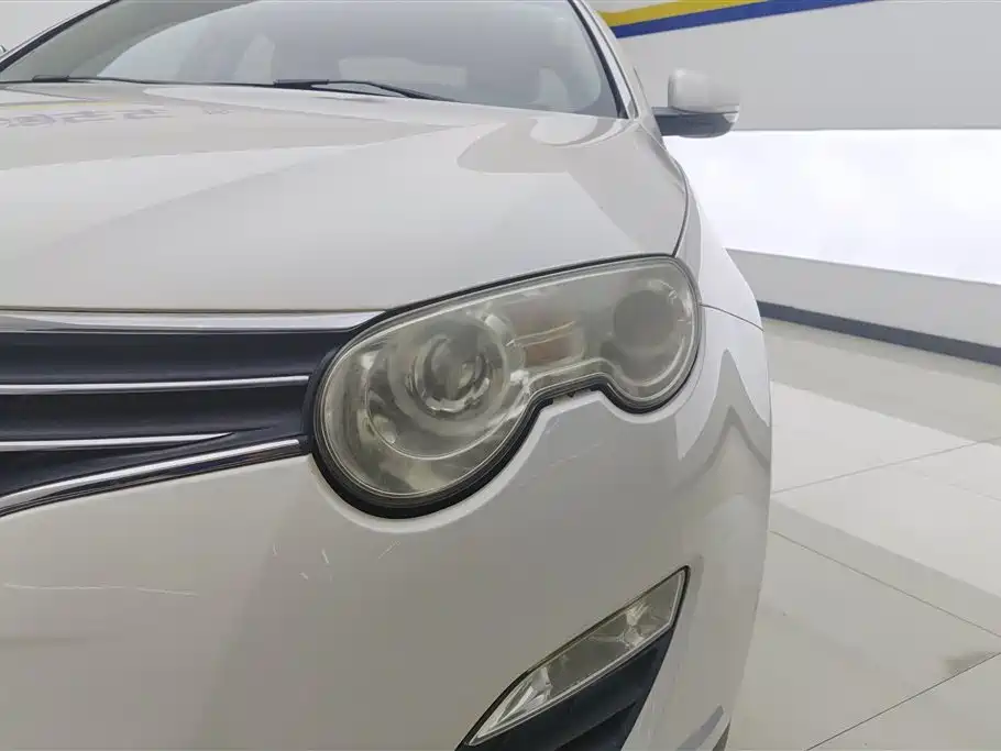 Roewe 550 2012 2012 550 1.8L Auto Value Edition
