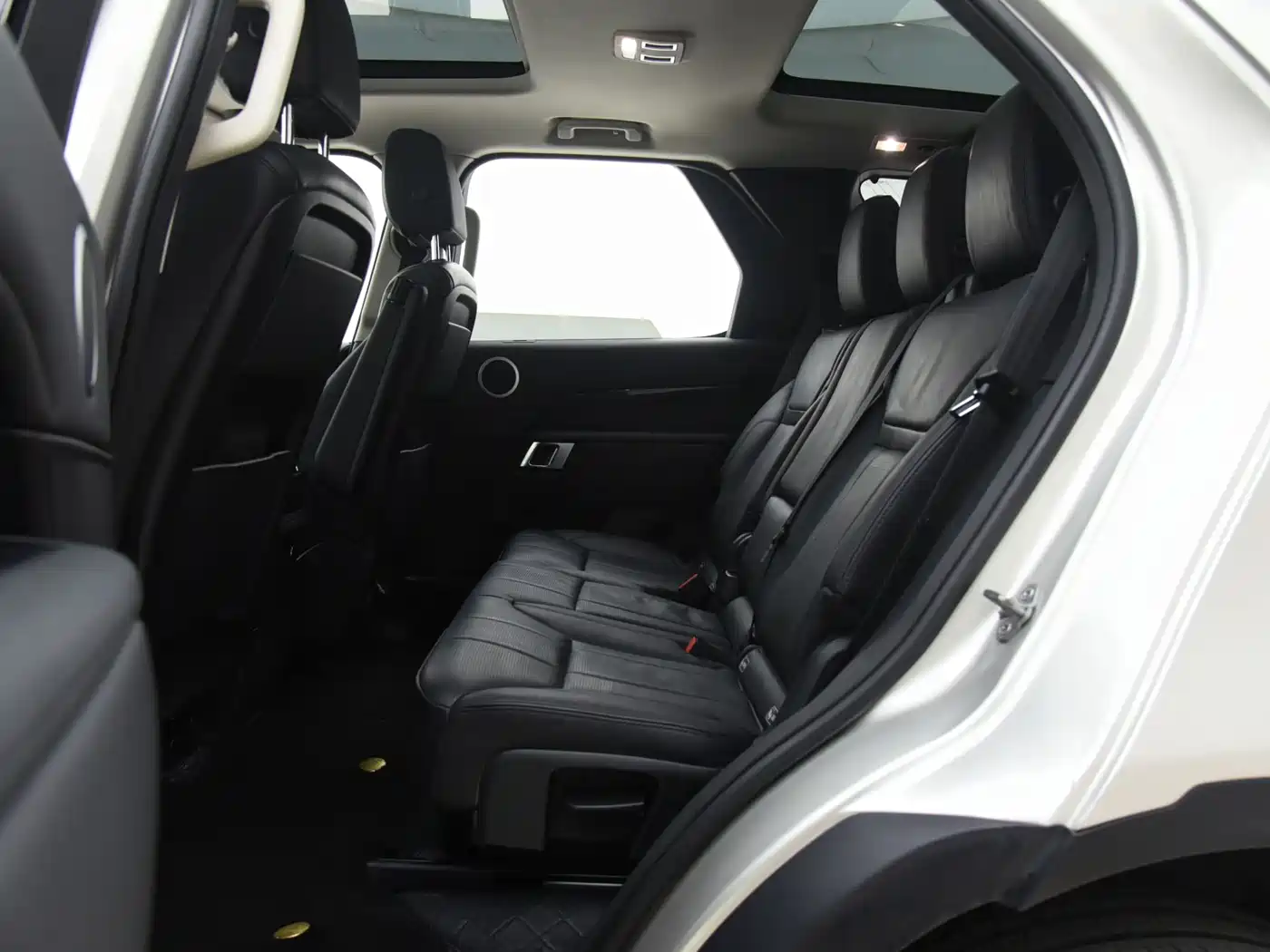 Land Rover Discovery 2017 3.0 SC V6 SE фото 13