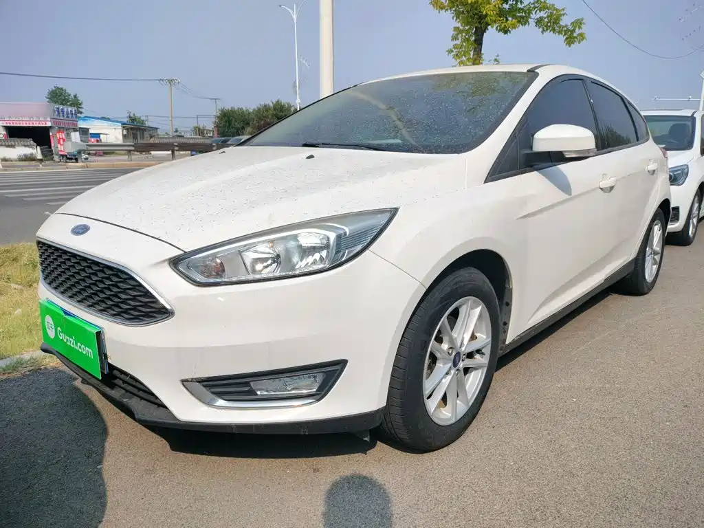 Фото 1 - Ford Focus