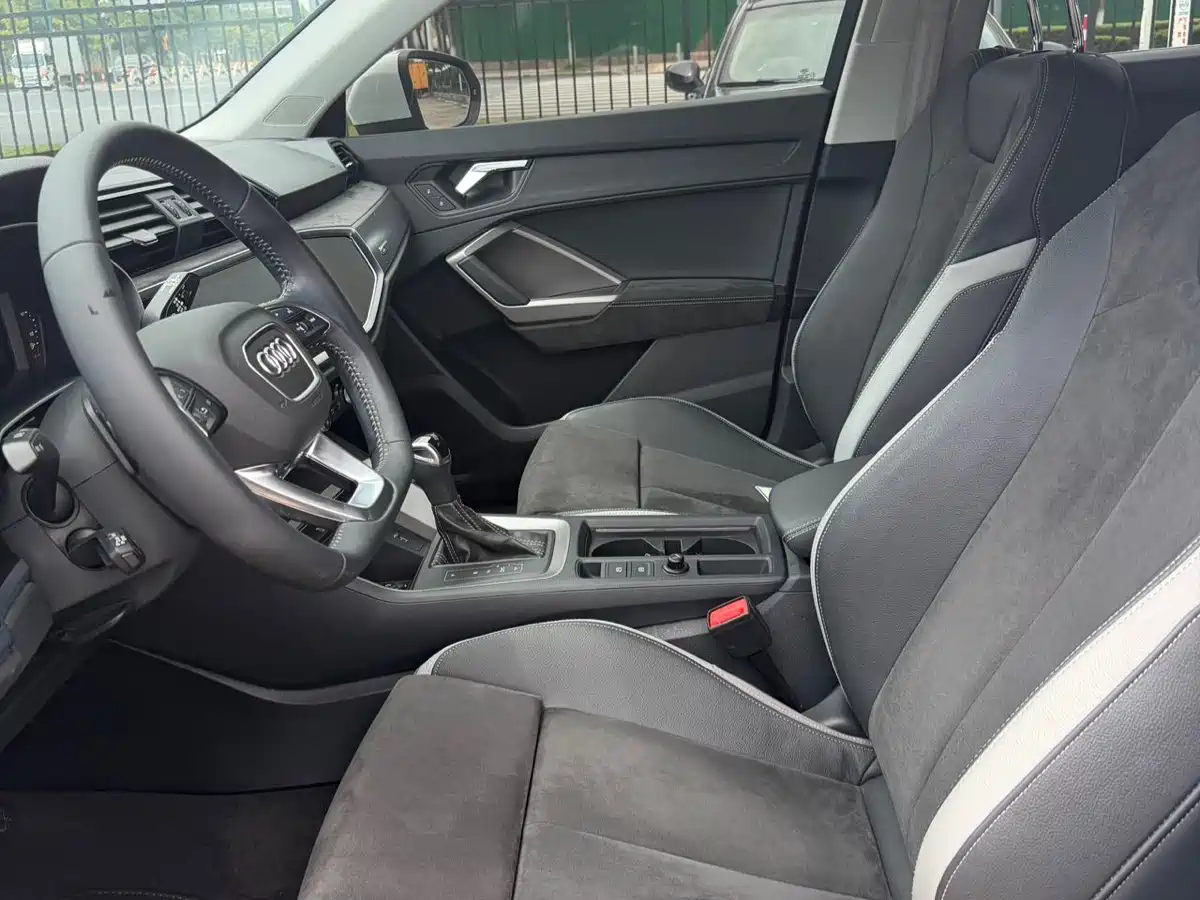 Audi Q3 2020 35 TFSI Fashion Dynamic фото 10