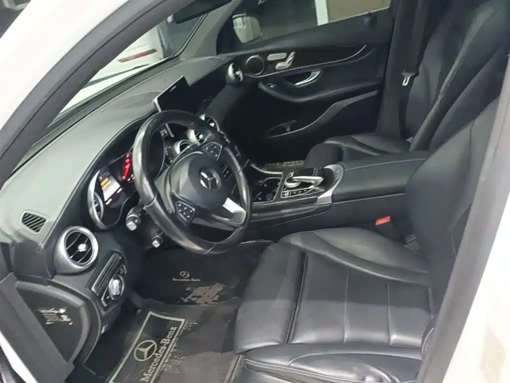 Mercedes-Benz GLC 2019 GLC 260 L 4MATIC Dynamic фото 15