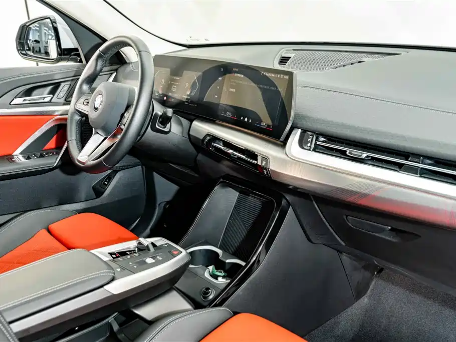 BMW X2 (Import) 2025 2024 sDrive25i M Sport Package