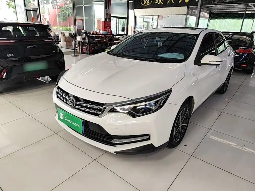 Venucia D60 2020 2020 1.6L XL CVT Delight Edition