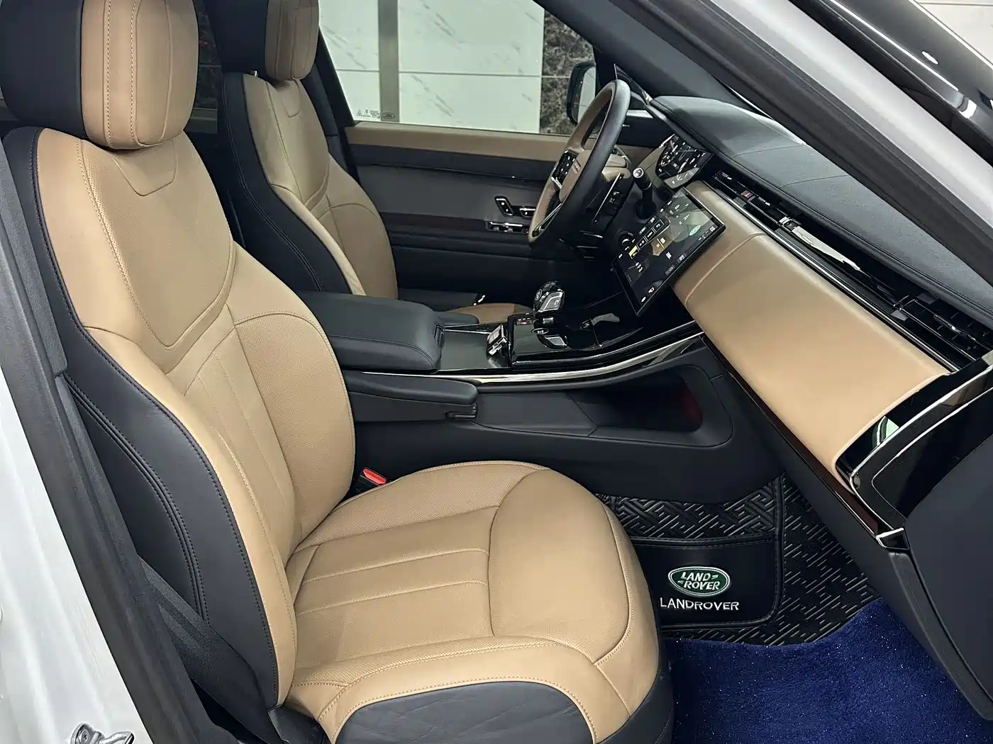 Land Rover Range Rover Sport 2024 400PS Dynamic SE фото 12