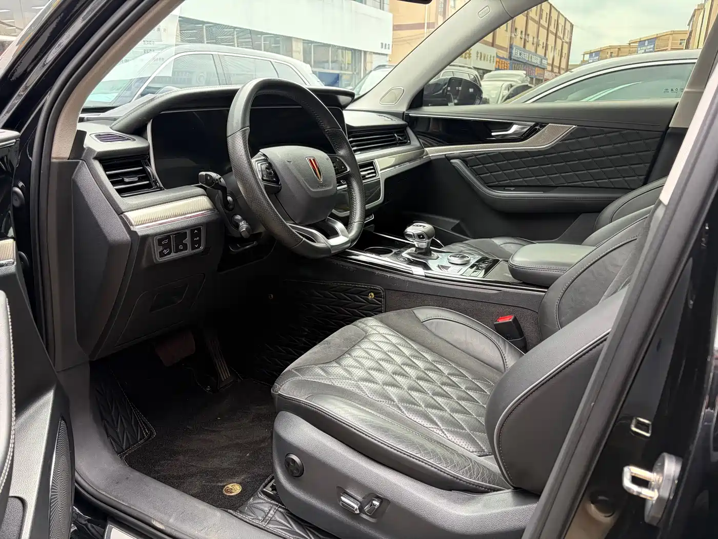 Hongqi HS5 2019 2.0T Smart Connect Enjoy 4WD Edition фото 3