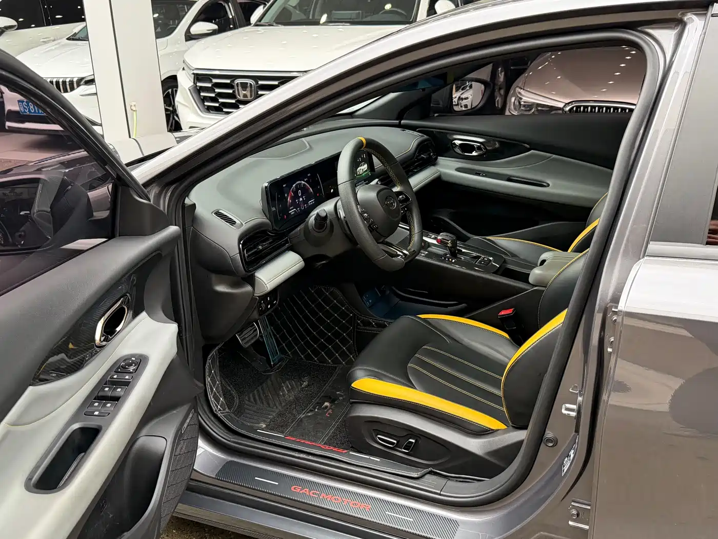 GAC TRUMPCHI SHADOW LEOPARD
