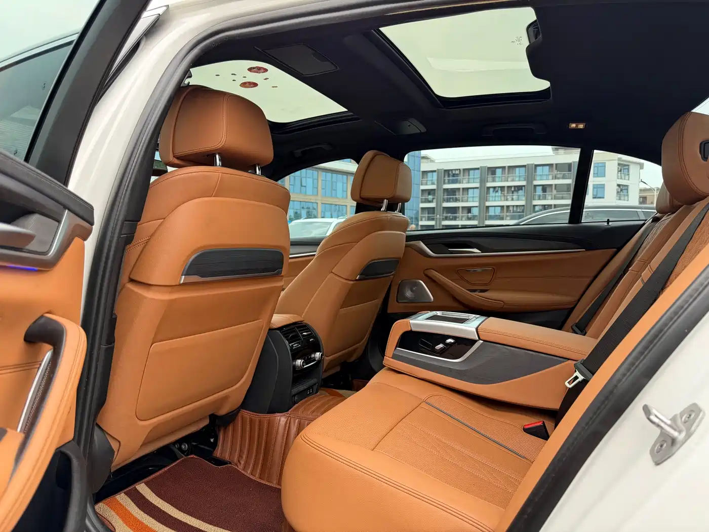 BMW 5 Series 2022 530Li Exclusive M Sport Package фото 6