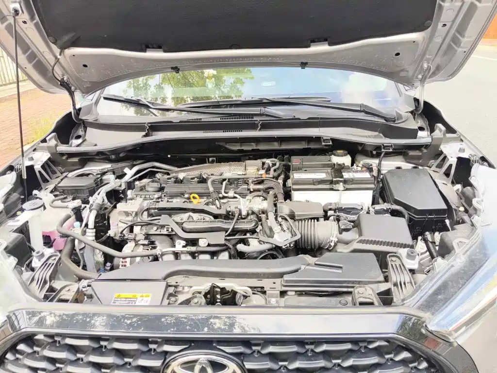 Toyota Corolla Cross 2025 2024 Model 2.0L Pioneer Edition