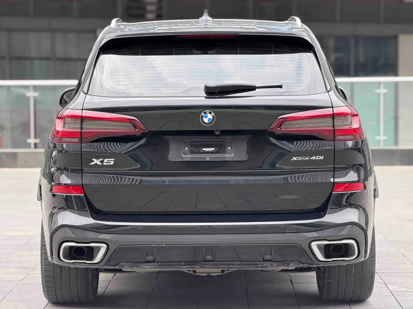 BMW X5 (Import) 2021 xDrive40i Exclusive M Sport Package фото 16