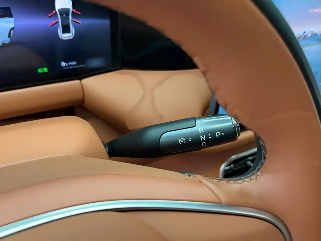 Photo 7 - GAC Trumpchi Trumpchi Vision S9
