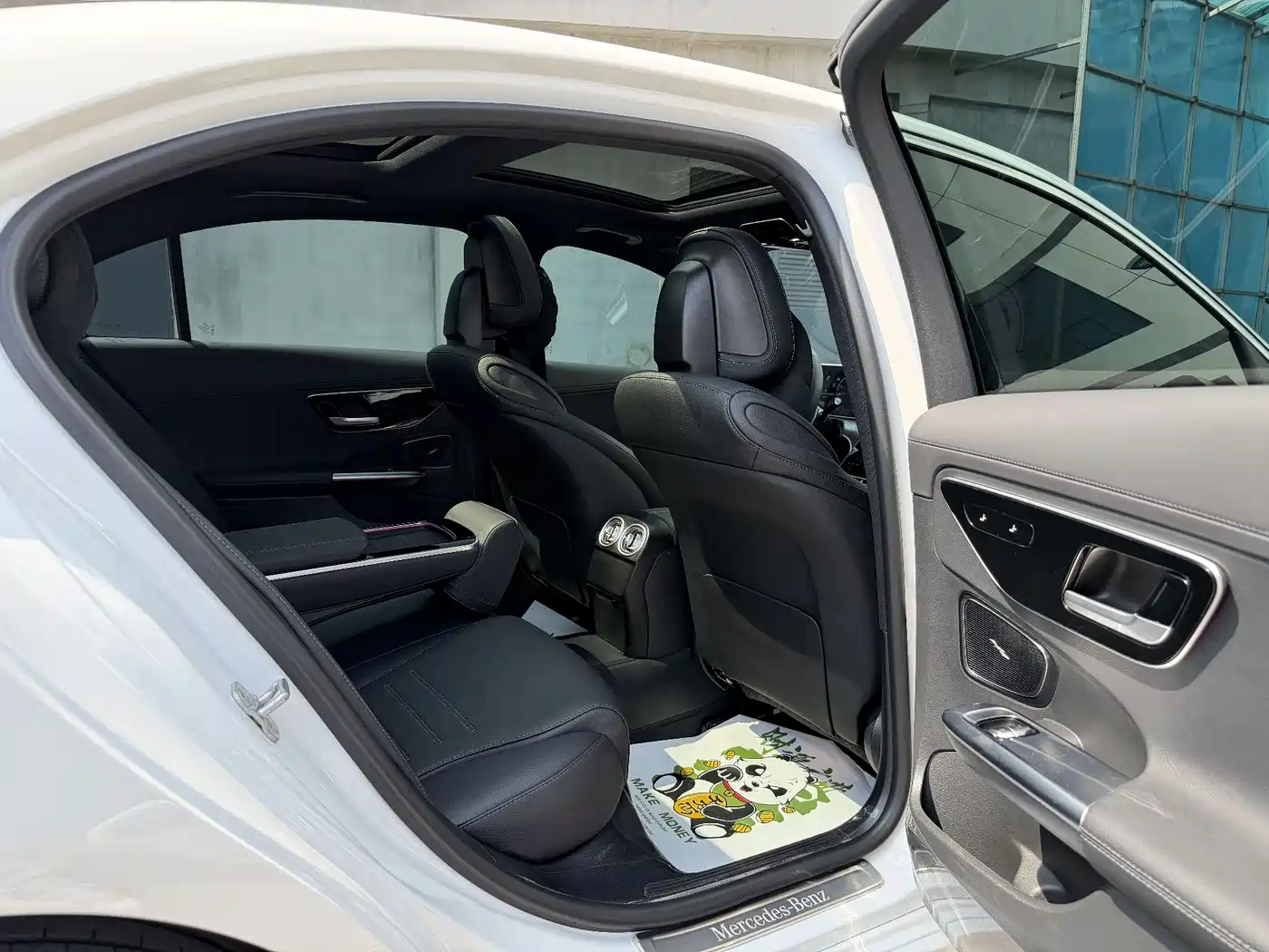 Mercedes-Benz C-Class 2025 C 260 L Sport Edition фото 8