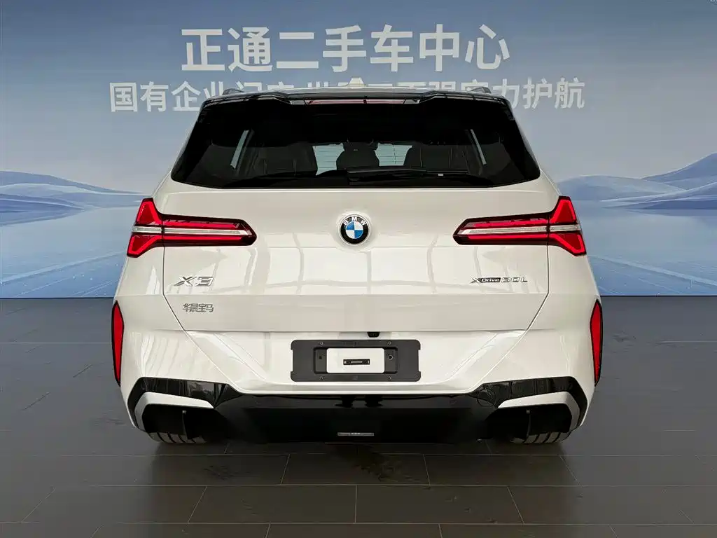 BMW X3 2025 xDrive30L Premium Model M Sport Black Package фото 4
