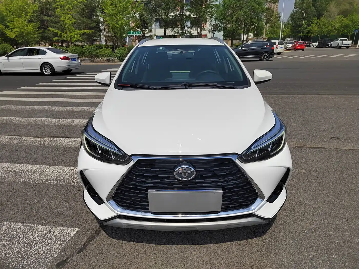 Toyota YARiS L Zhi Xuan 2021 1.5L CVT Leading Edition фото 3