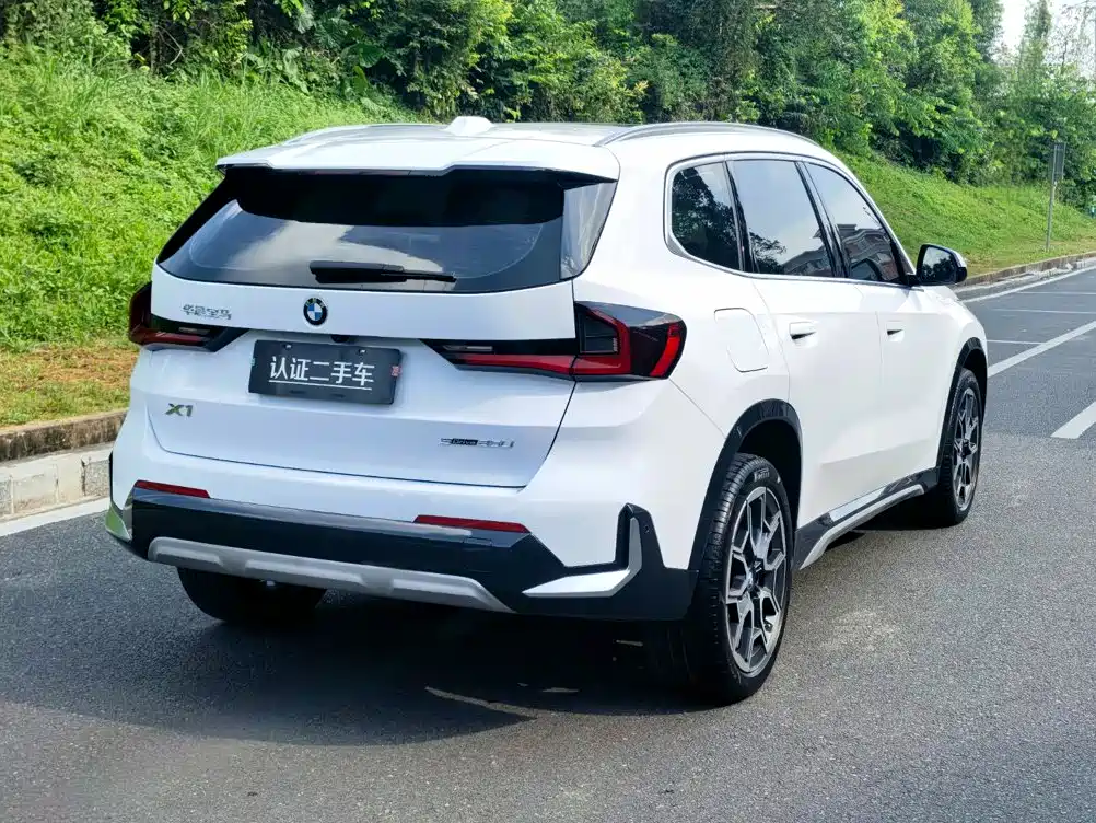 BMW X1 2024 2023 sDrive25Li X Design Package