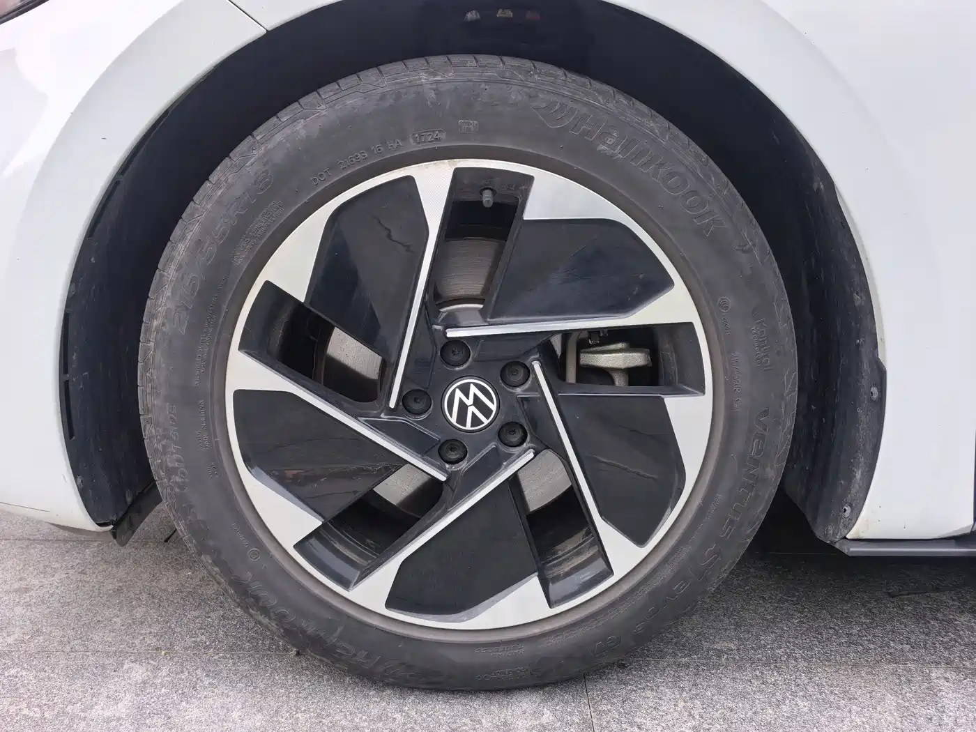 Volkswagen ID.3 2024 Outstanding Edition фото 4