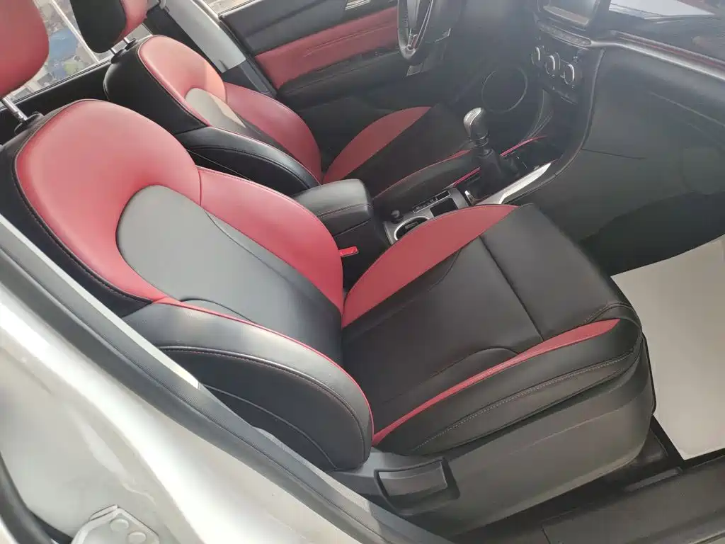 Фото 17 - Haval H2