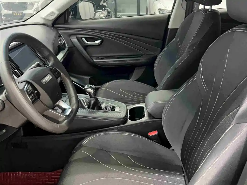 Jetour X70M 2023 2022 1.5T Manual Avant-garde Partner 7-seater