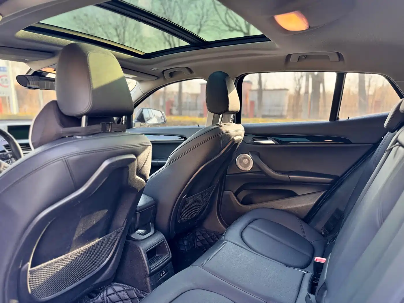 BMW X2 (Import) 2019 sDrive20i M Off-Road Package China VI фото 13