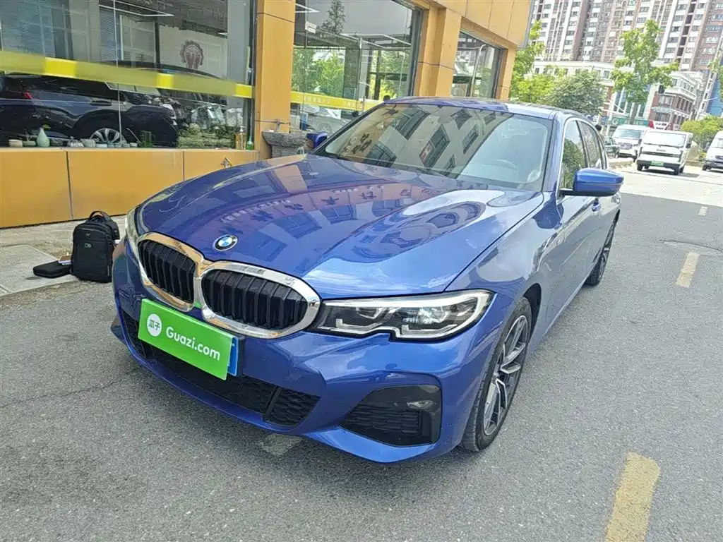BMW 3-SERIES