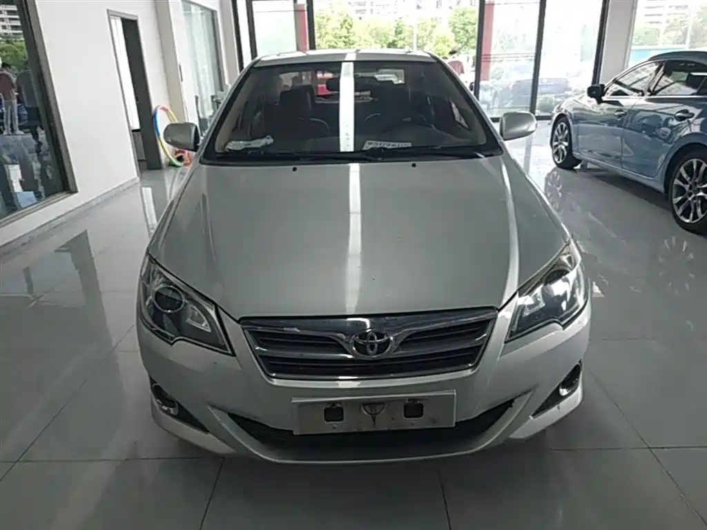 Toyota Corolla 2013 1.6L Automatic Excellence Edition фото 3
