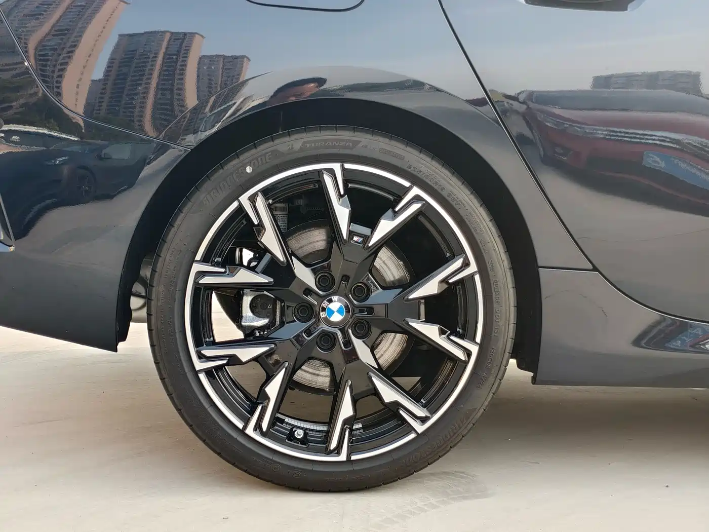 BMW 2 Series 2025 225L M Sport Moonlight Package фото 10