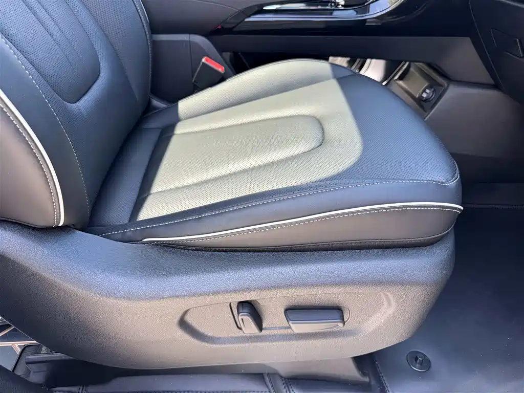 Hyundai Kustu 2025 2024 380TGDi LUX Premium Smart Love Premium Edition
