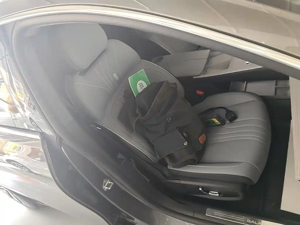 Geely Galaxy Galaxy E8 2024 2024 665km RWD Starship Voyager Edition