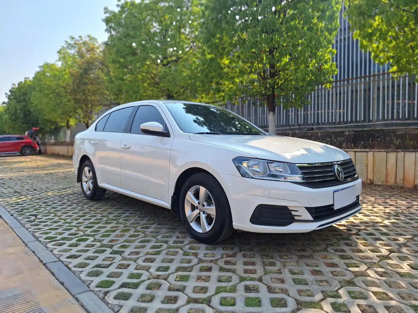 Volkswagen Lavida 2019 Lavida Start 1.5L Auto Trend (China VI) фото 3