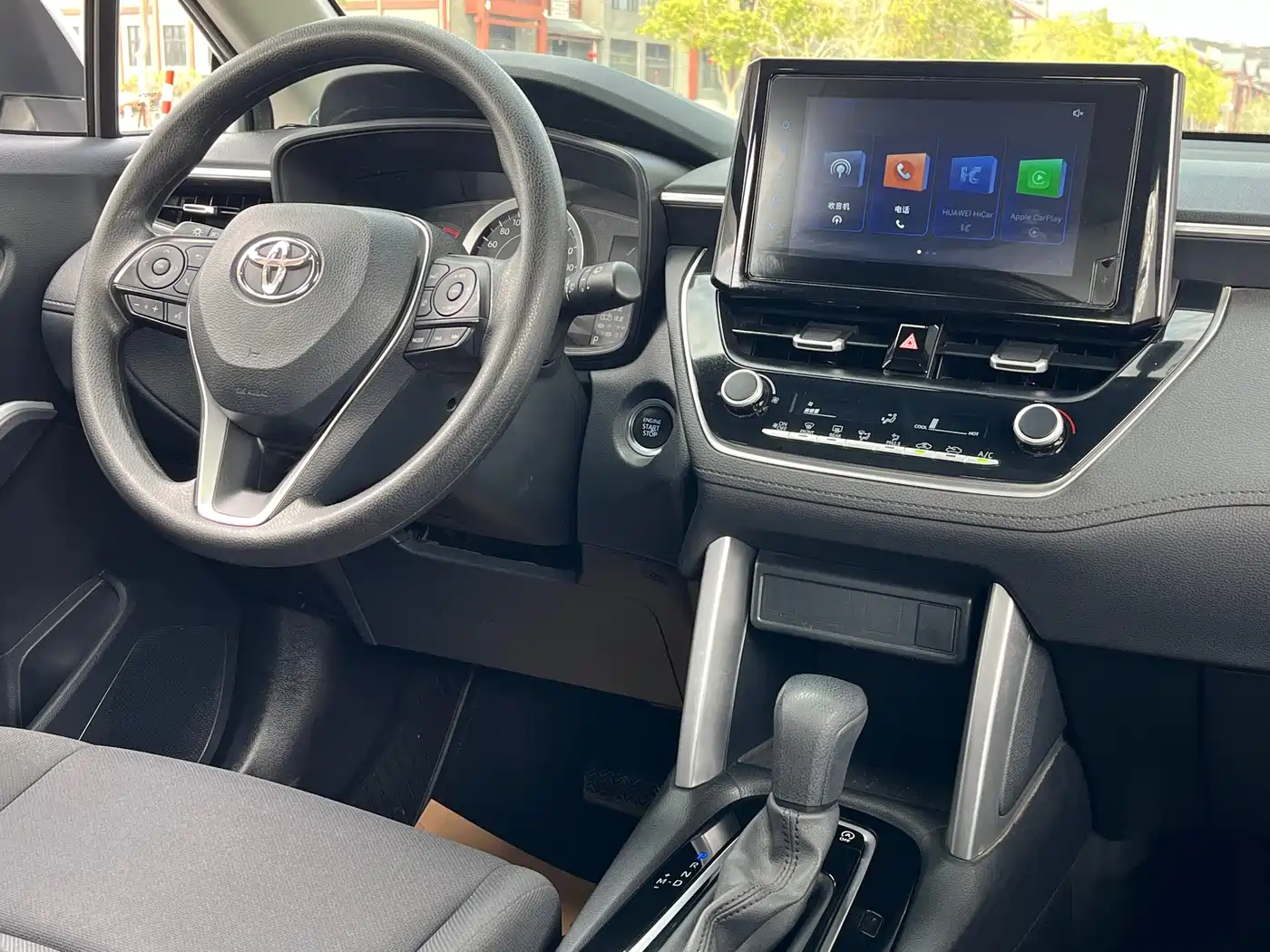 Toyota Frontlander 2023 2.0L CVT Leading Edition фото 21