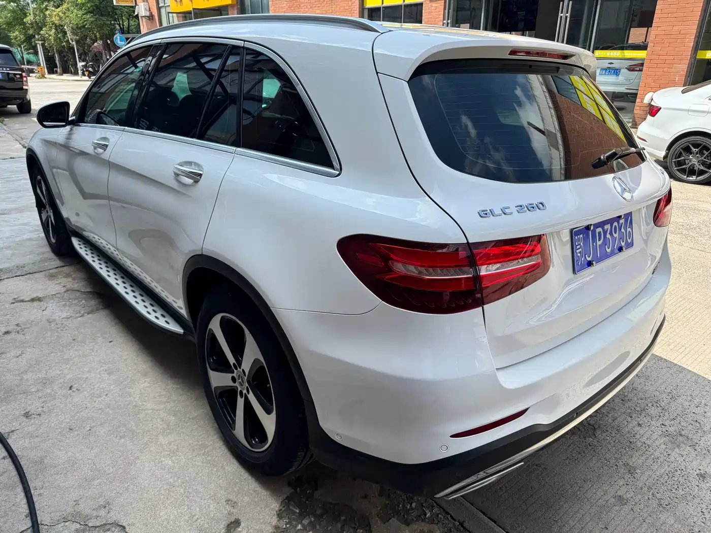 Mercedes-Benz GLC 2019 GLC 260 L 4MATIC Luxury фото 4