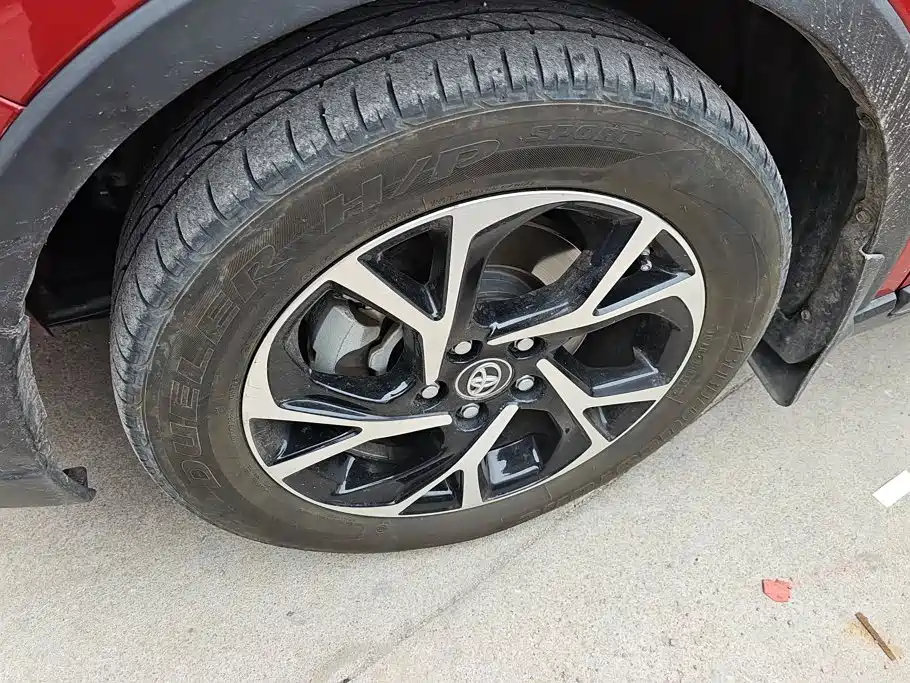 Toyota C-HR 2020 2018 2.0L Leading Sunroof Edition China VI