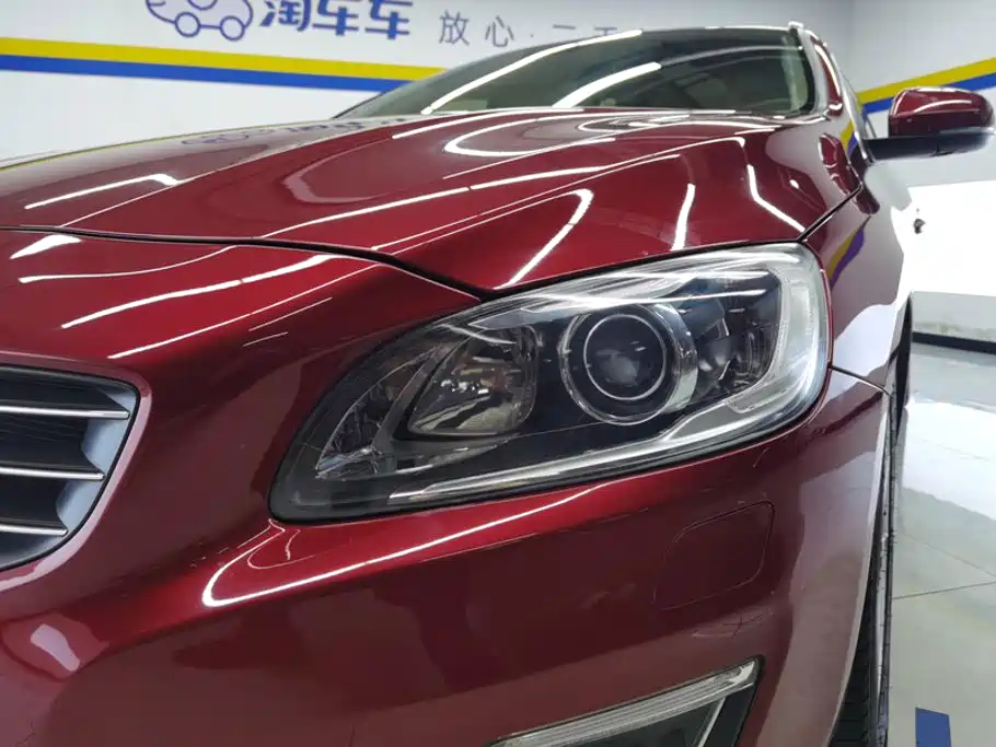 Volvo V60 2015 2015 T5 Momentum