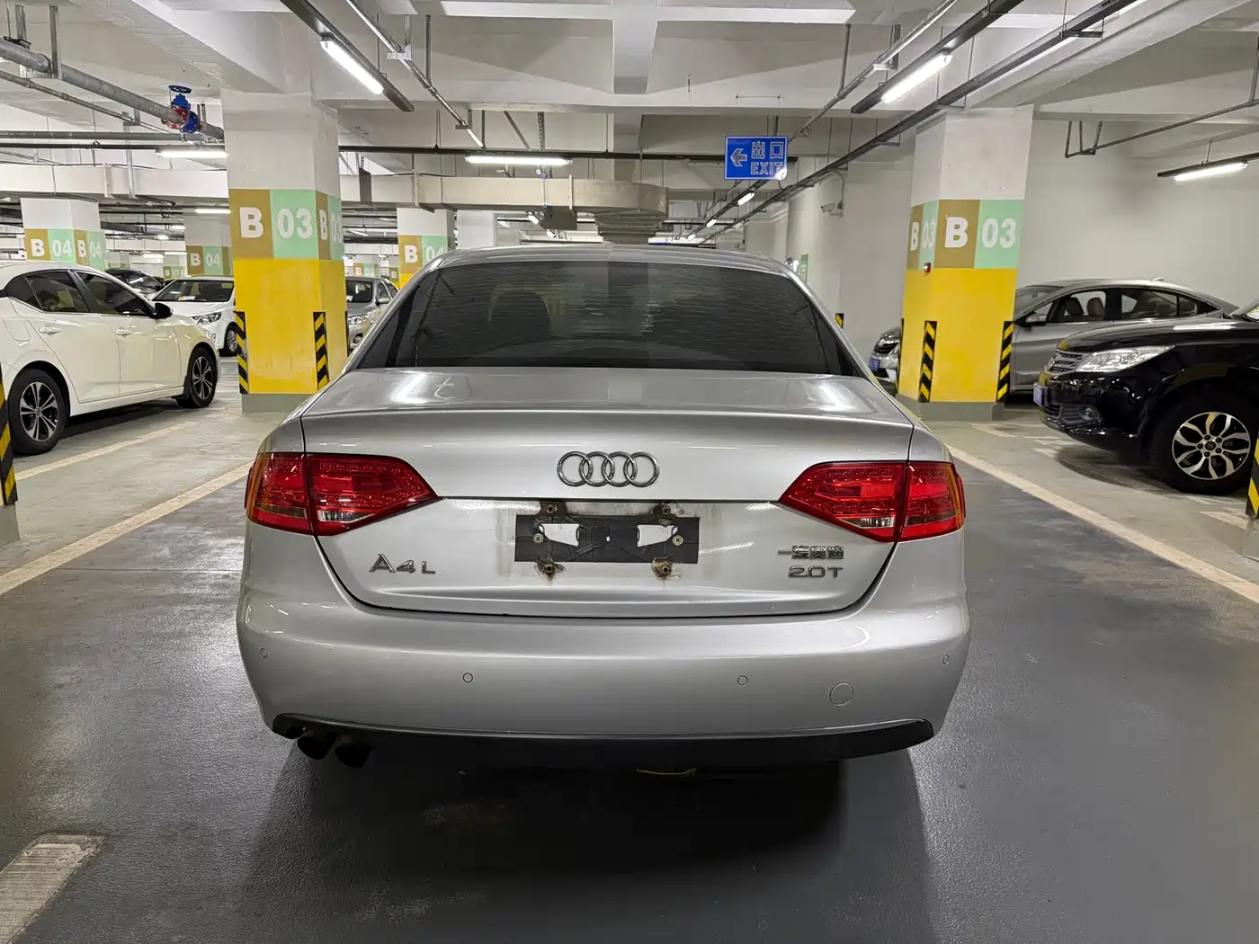 Audi A4L 2011 2012 2.0 TFSI Auto Comfort
