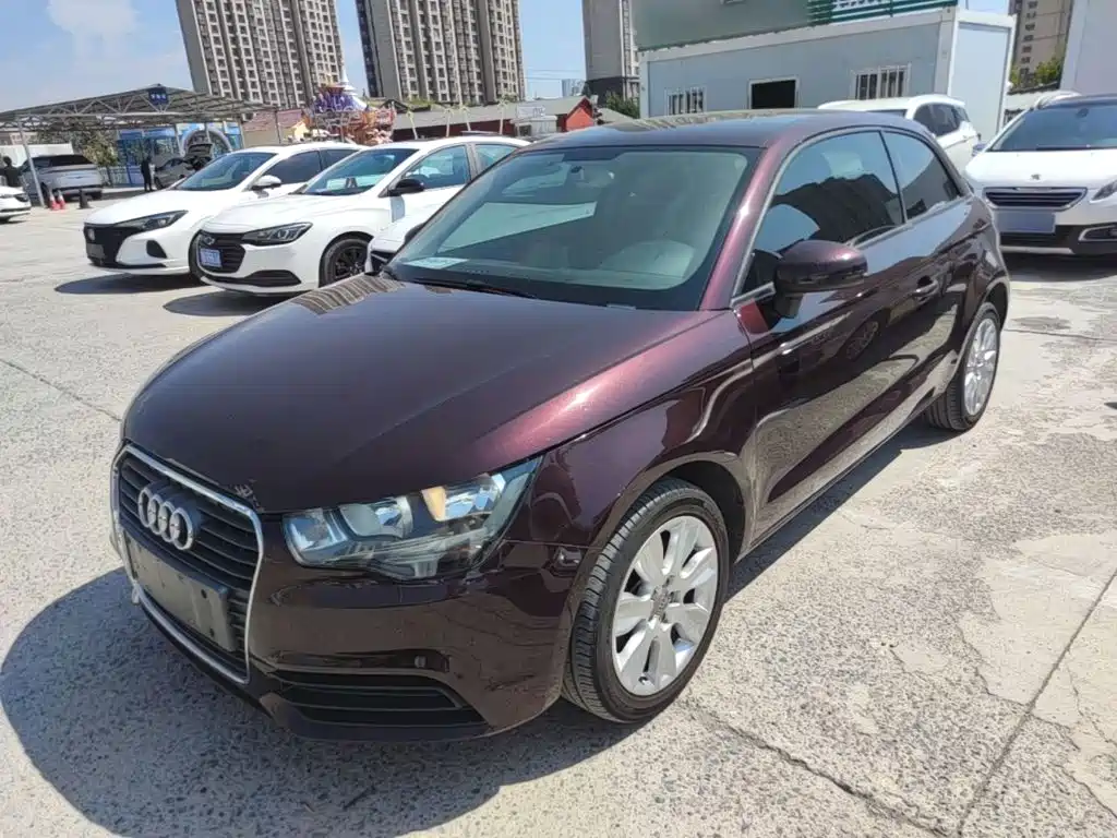 Audi A1 2015 2014 30 TFSI Fashion