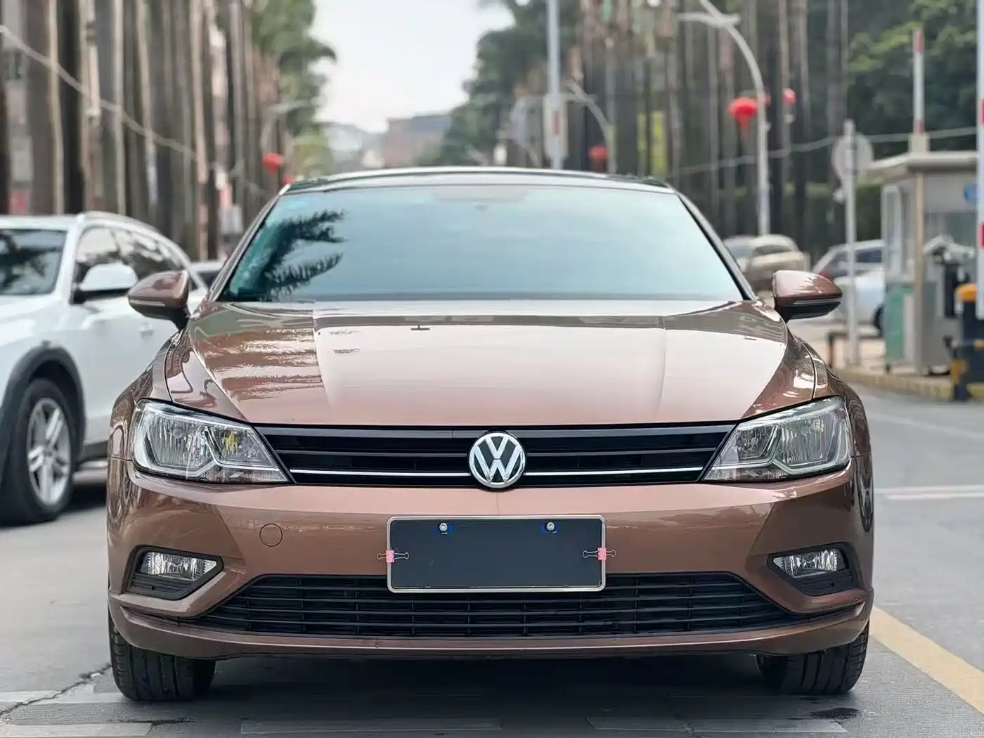Volkswagen Lamando 2017 230TSI DSG Trend Edition фото 2
