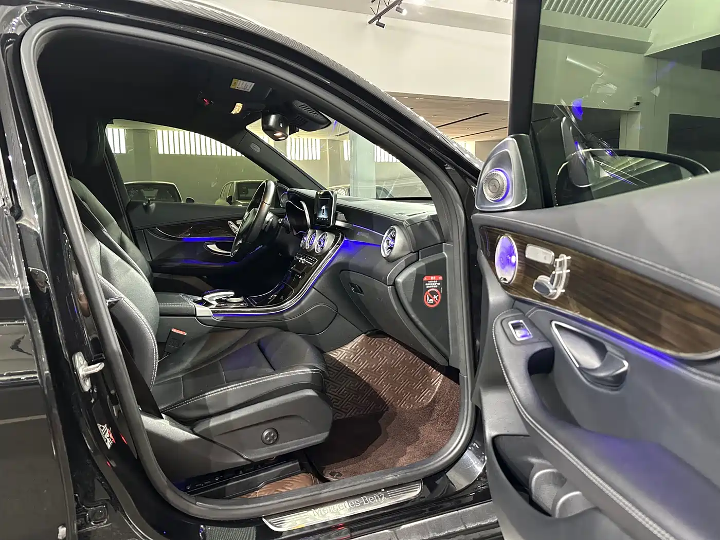 Mercedes-Benz GLC 2017 GLC 260 4MATIC Luxury фото 12