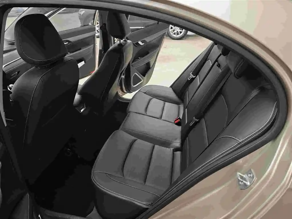 GEELY AUTOMOBILE EMGRAND