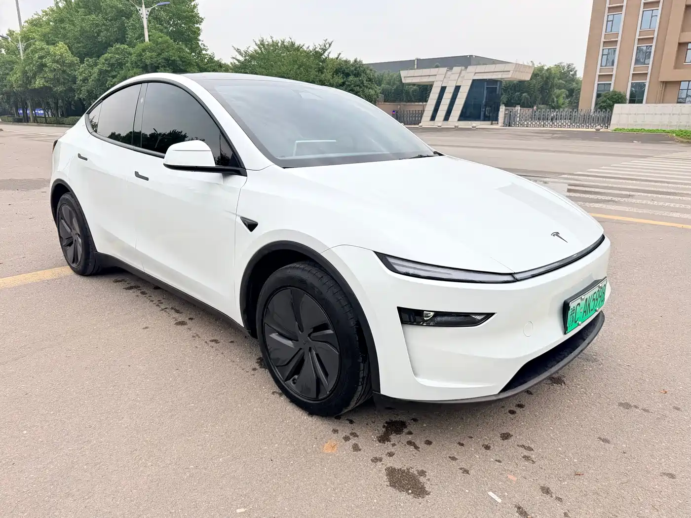 Фото 3 - Tesla Model Y