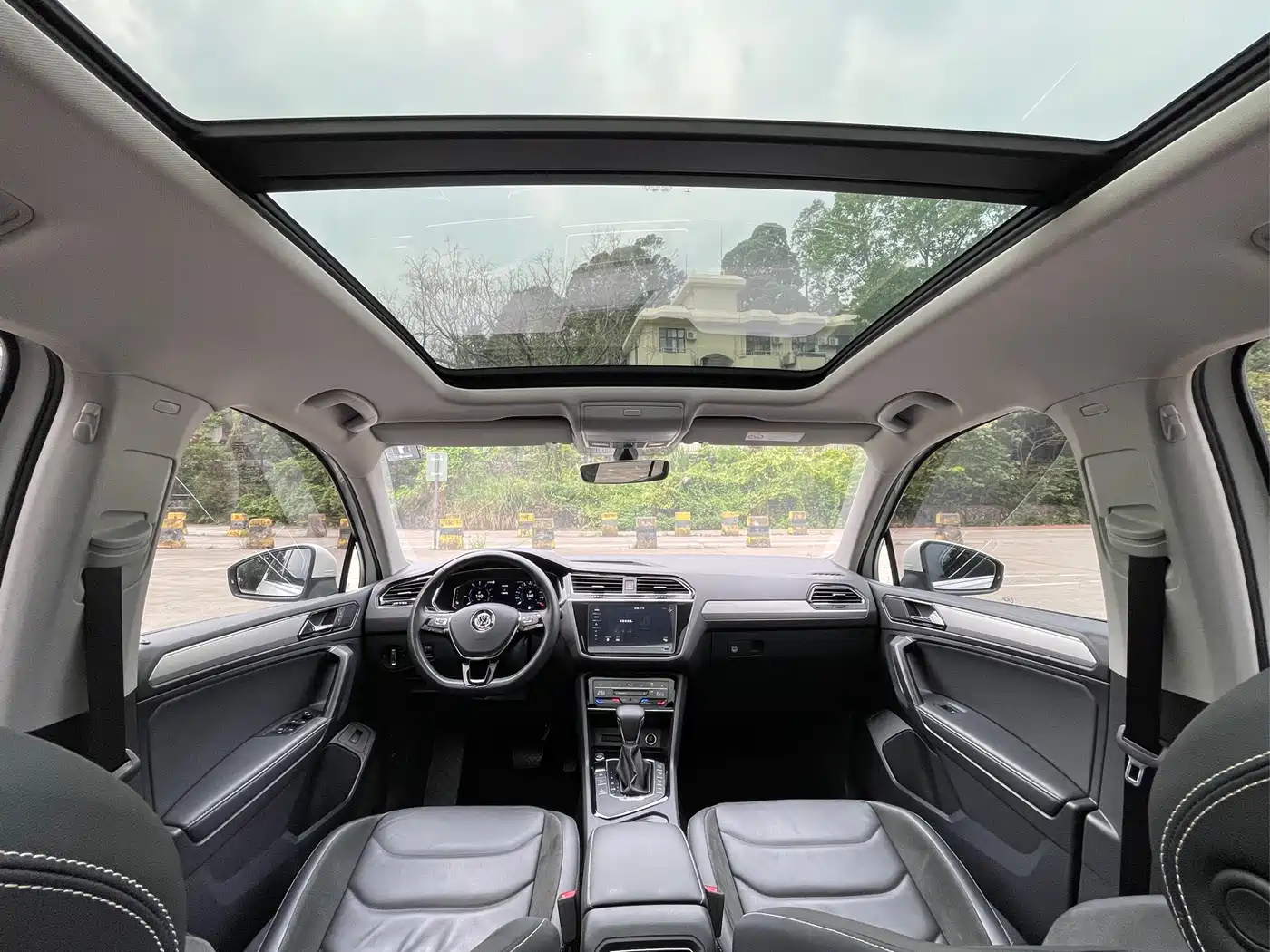 Volkswagen Tiguan L PHEV 2020 430PHEV Plug-in Hybrid Premium Edition фото 13