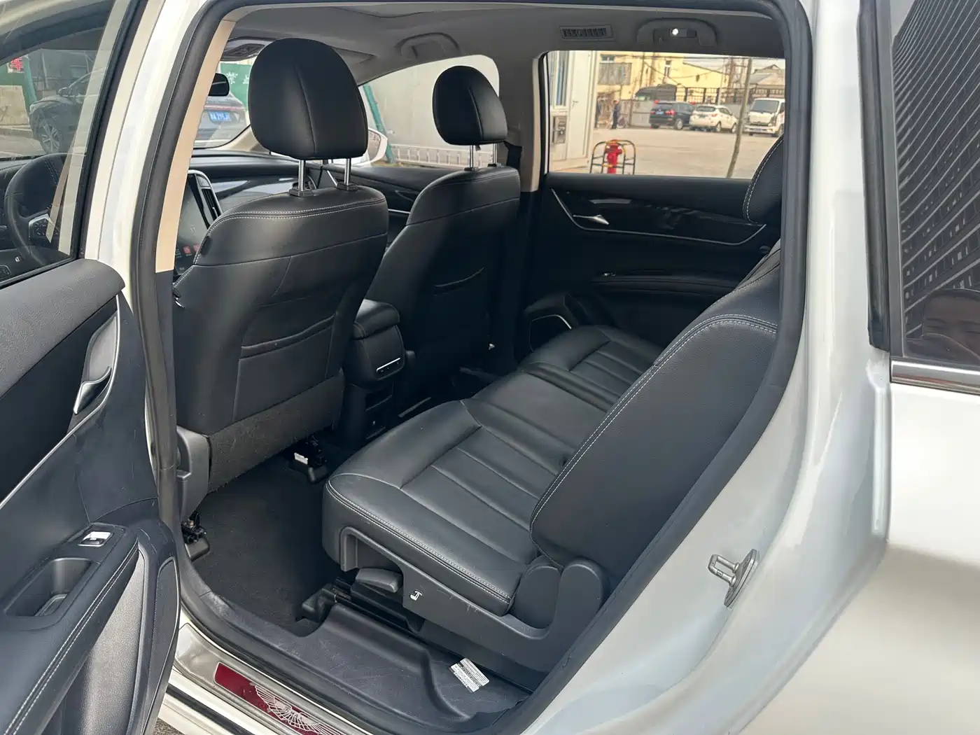 BYD Song MAX 2017 1.5T Auto Smart Connect Premium 7-seater фото 7