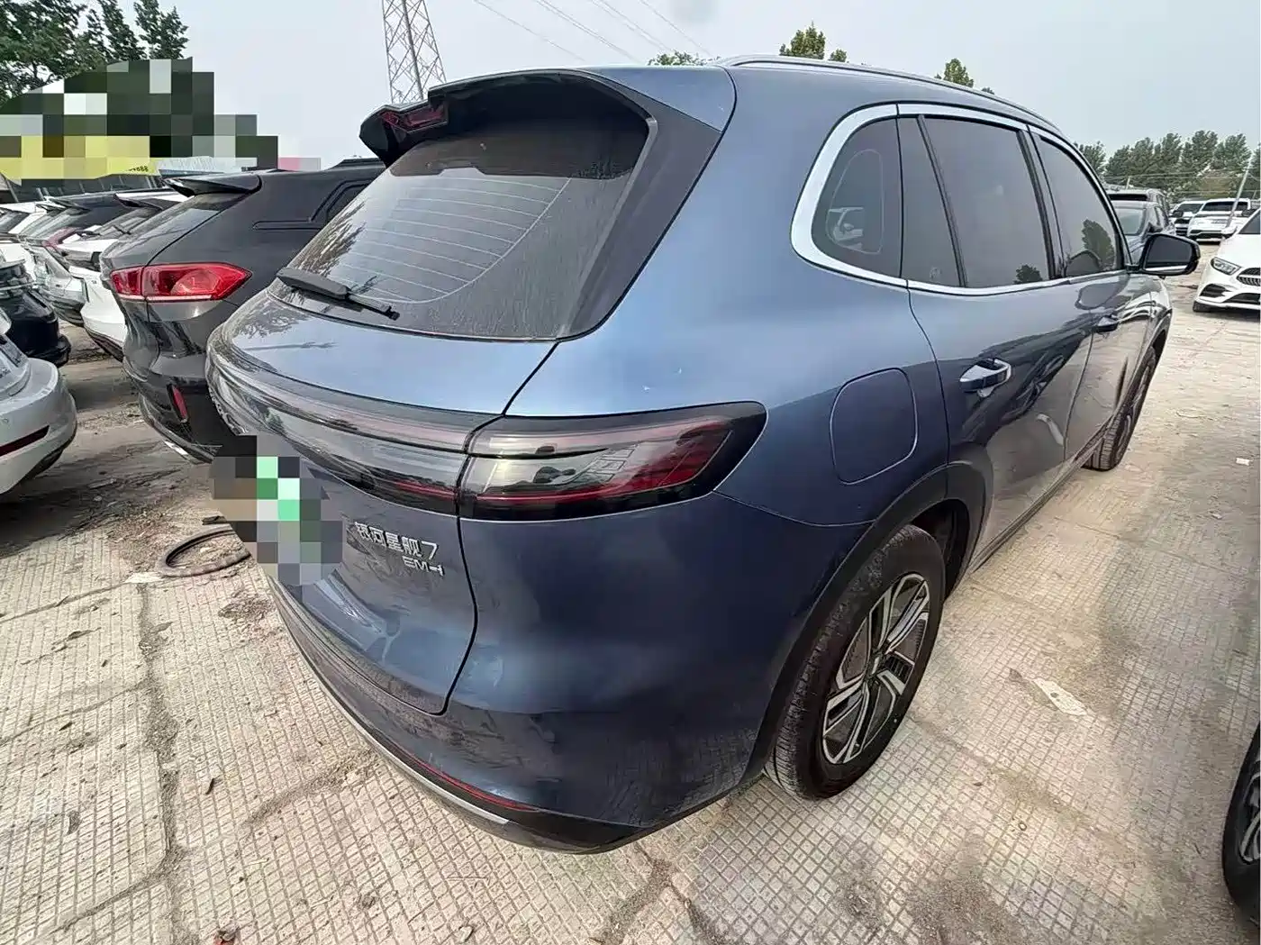 Geely Galaxy Galaxy Starship 7 EM-i 2025 Model 120km Voyage+ Edition фото 8