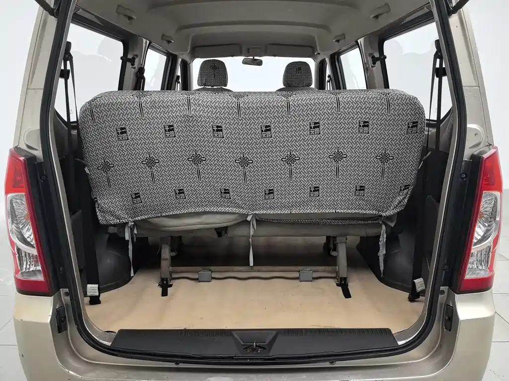 Wuling Motors Wuling Rongguang 2016 2015 1.2L S Base CNG
