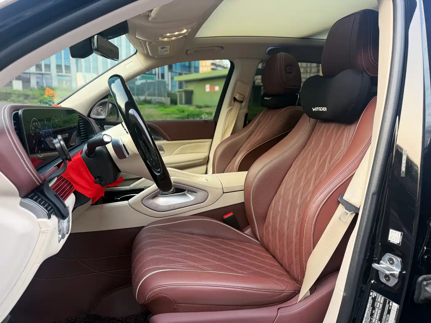 Mercedes-Benz GLS 2024 Model GLS 450 4MATIC Luxury фото 7