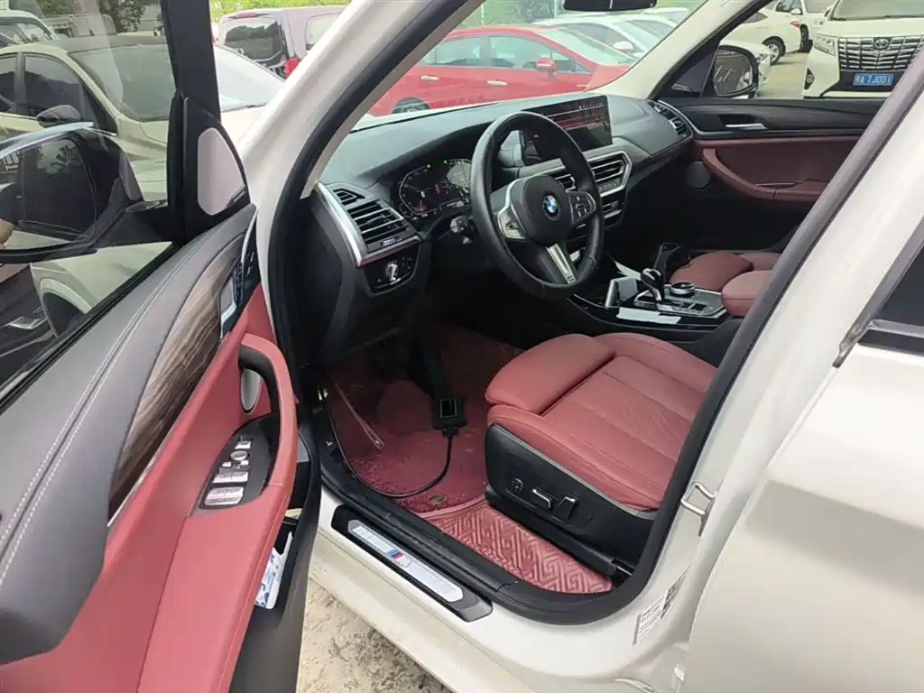 BMW X3 2023 Facelift xDrive30i Leading M Night Package фото 16