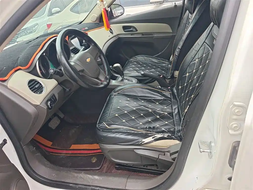 Chevrolet Cruze 2015 1.5L Classic SE AT фото 15