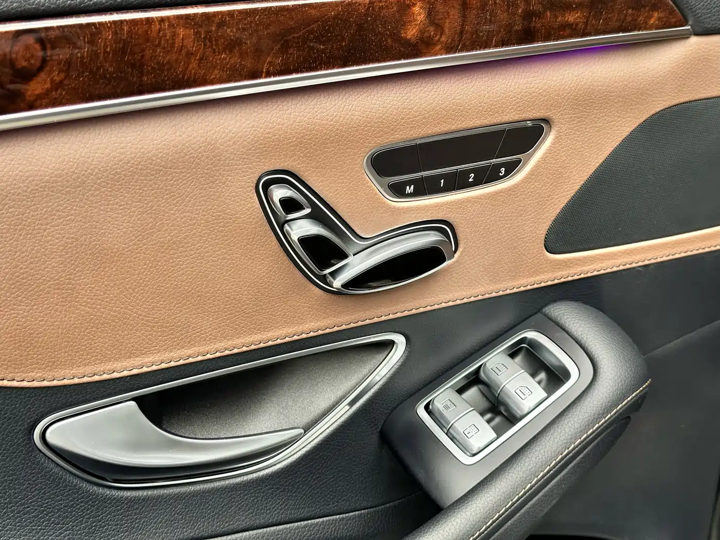 Mercedes-Benz S-Class 2019 S 350 L Premium Ultimate Edition фото 16