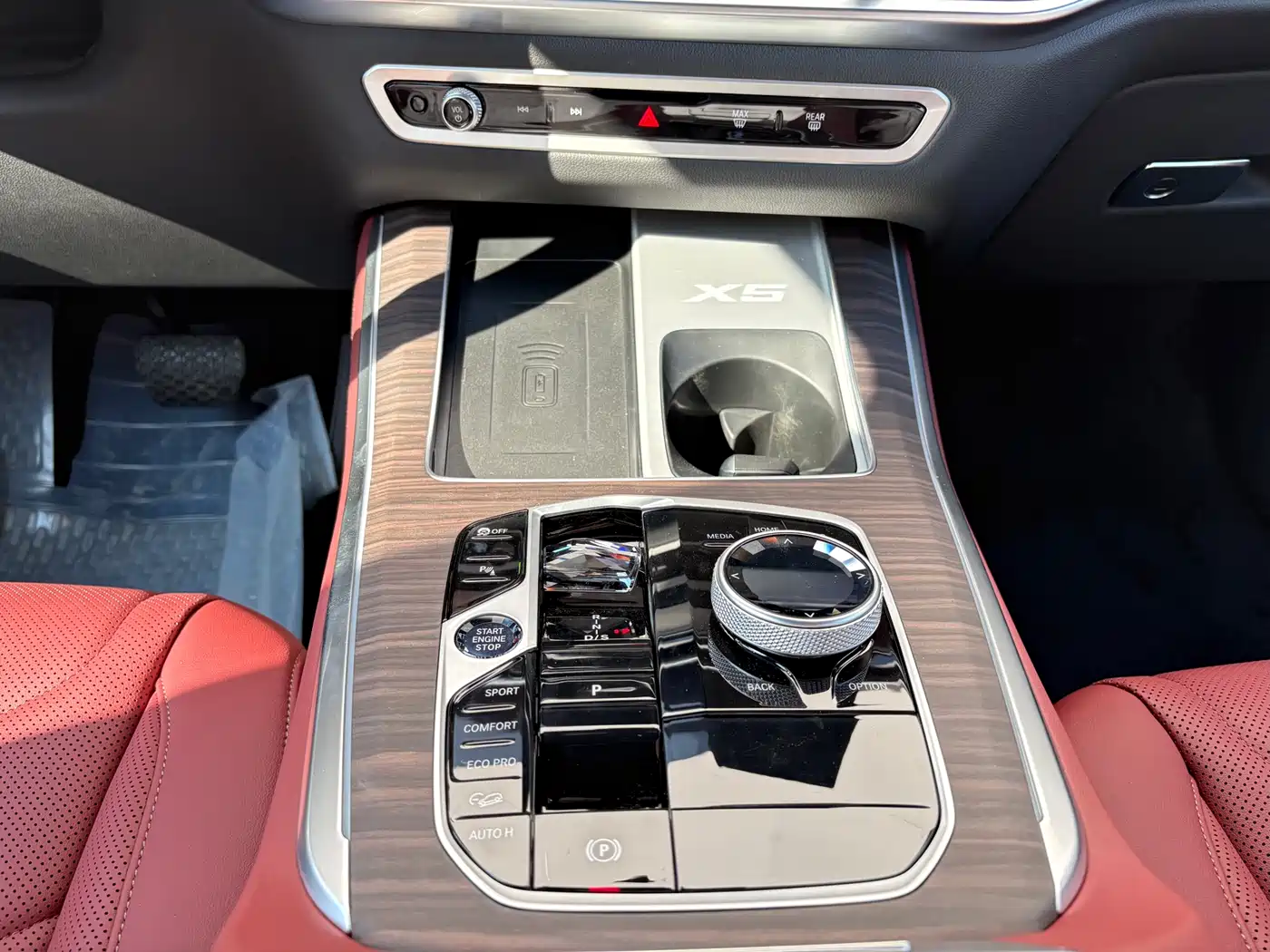 BMW X5 2025 Model xDrive 40Li M Sport Blackout Package фото 18