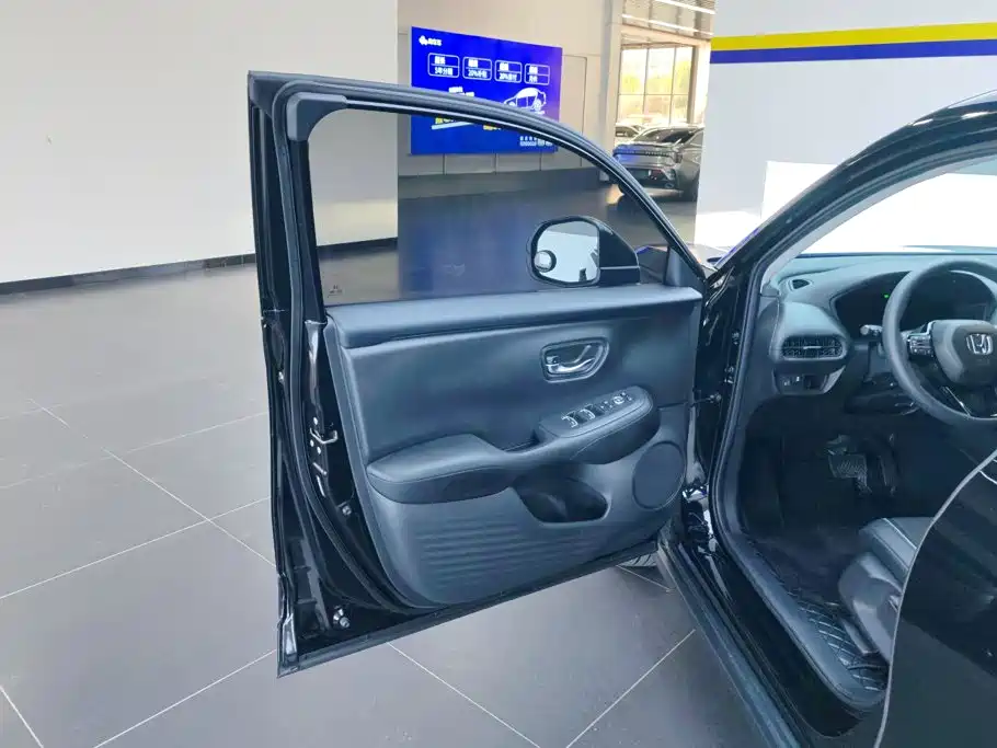 Honda HR-V 2024 2023 240TURBO Dynamic Smart Edition