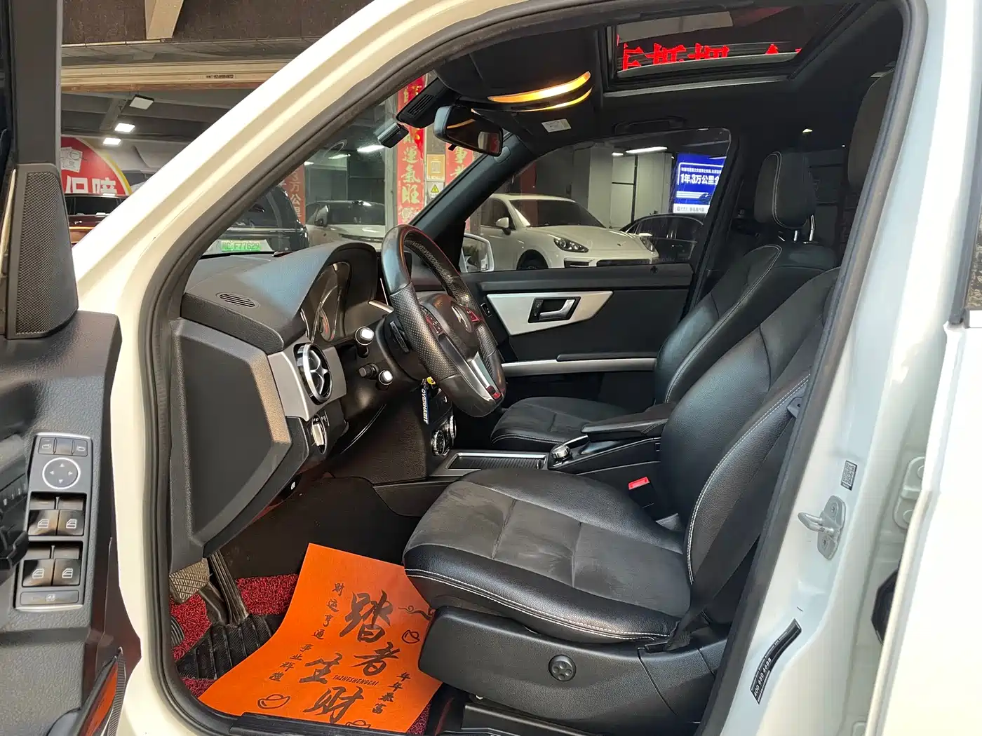 Mercedes-Benz GLK-Class 2015 GLK 260 4MATIC Dynamic Ultimate Edition фото 6